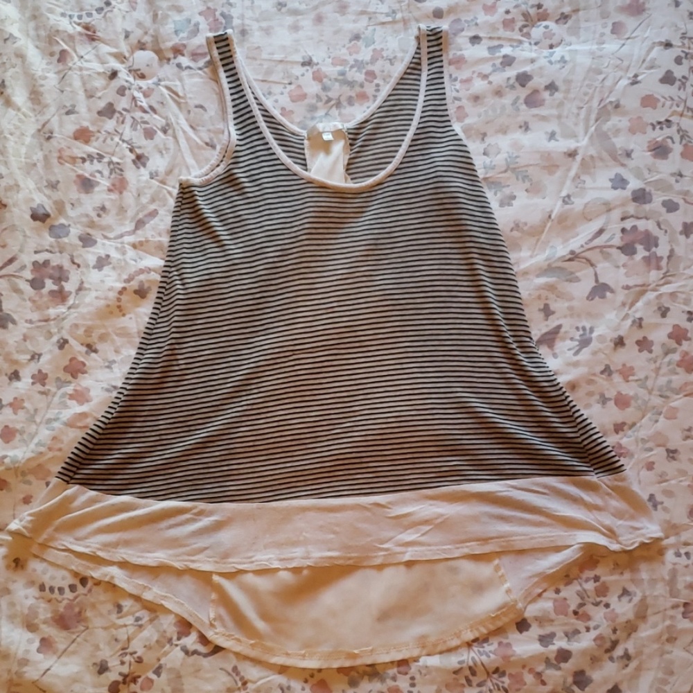 Airy Top